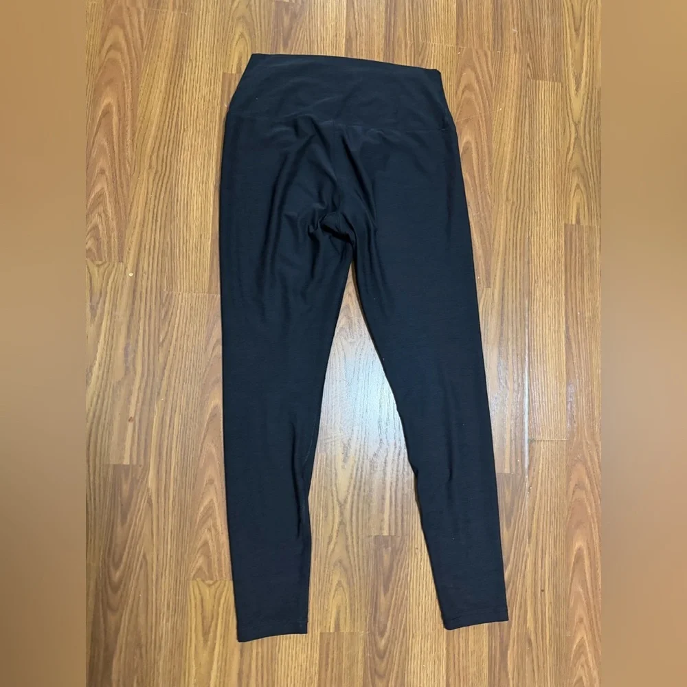 Scorpio Sol Serena Pocket Legging Black Pebble Gloss Size Small. - Picture 4 of 5
